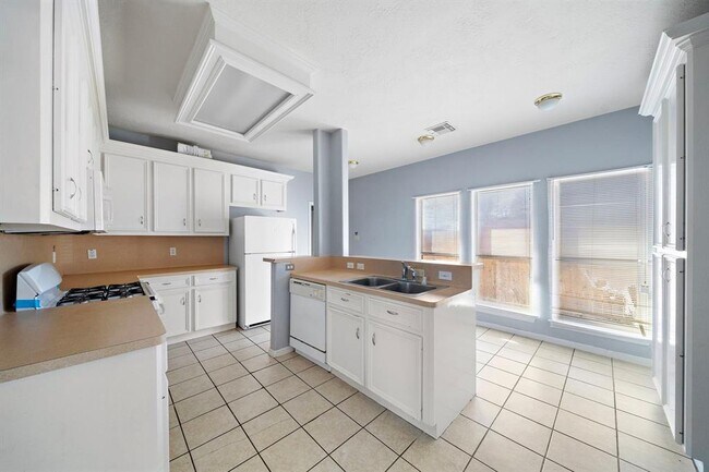 Building Photo - 8058 Constellation Ln