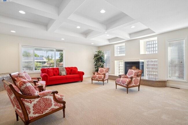 Building Photo - 367 Mt Washington Way