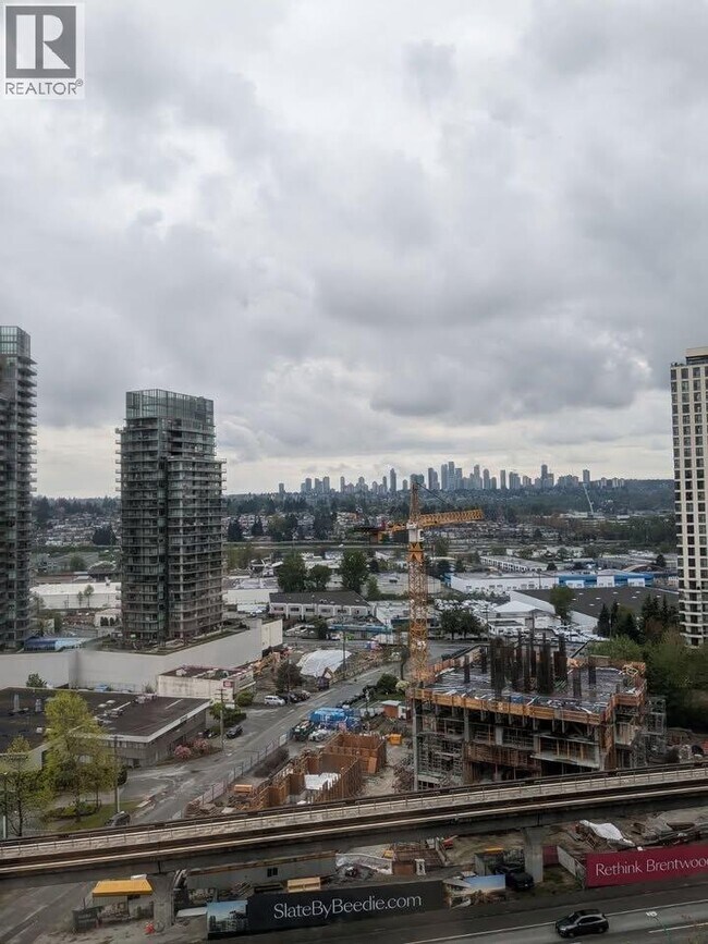 Photo du bâtiment - 2060 Bellwood Ave