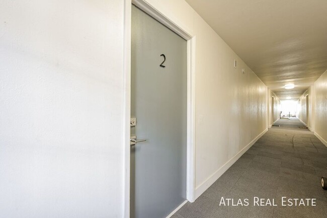 Foto del edificio - Modern Private 1 bedroom Apartment - Washe...