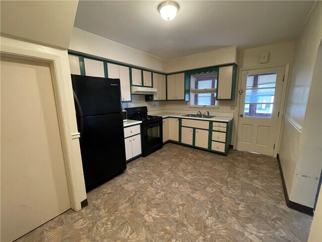Foto del edificio - 1143 E 27th St