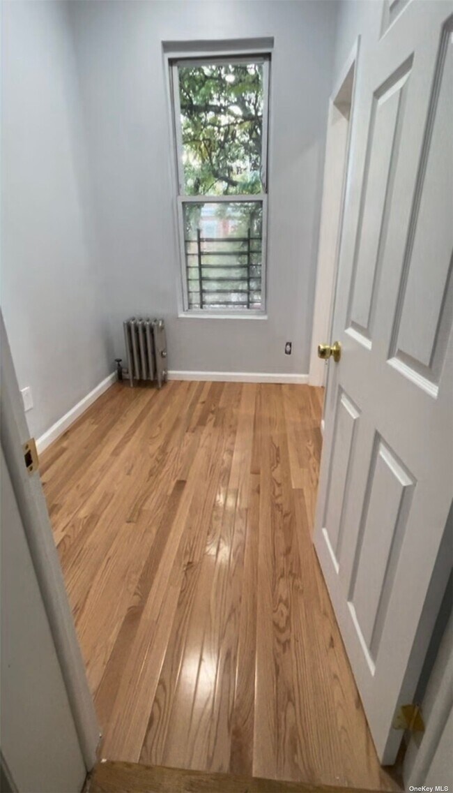 Foto del edificio - 311 Van Siclen Ave