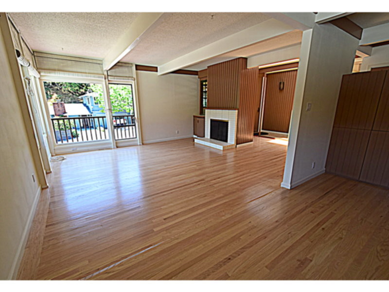 Primary Photo - 448 Oak Manor Dr