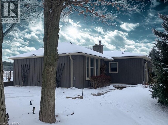 Building Photo - 2532 Governors Rd