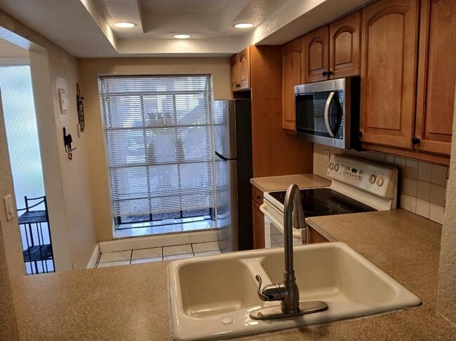 Foto del edificio - 2339 SW 15th St