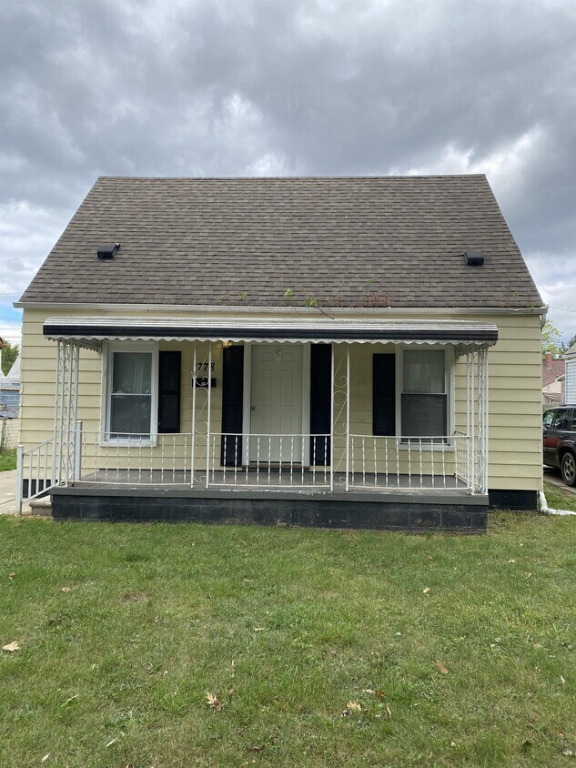 Primary Photo - 1778 Reo Ave