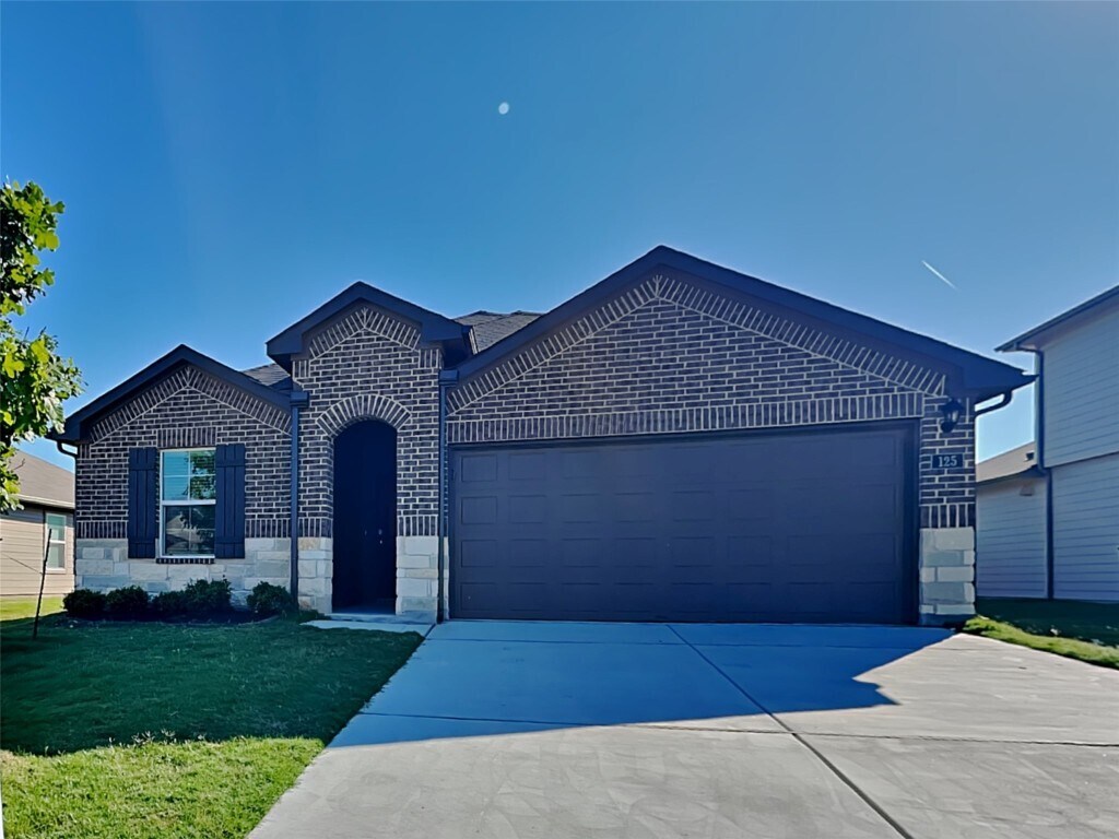 Foto principal - 125 Moonrise Dr
