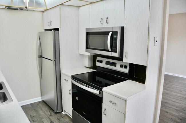 Foto del edificio - 4070 Exeter