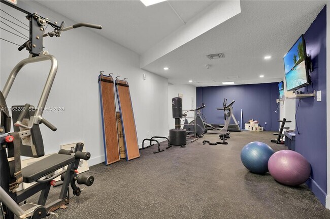 Photo - 16558 NE 26th Avenue Unit 2A Apartment