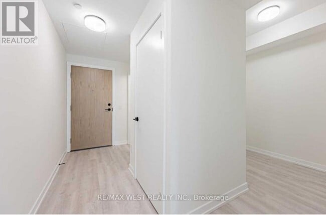 Building Photo - 2300-2300 St Clair Ave W