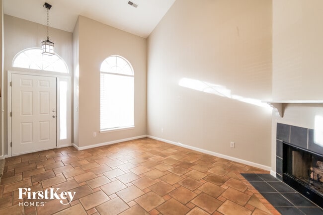 Foto del edificio - 7873 Sabalridge Dr