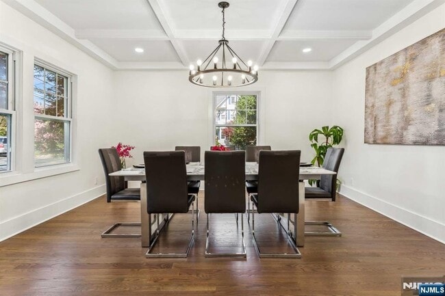 Foto del edificio - 648 East St