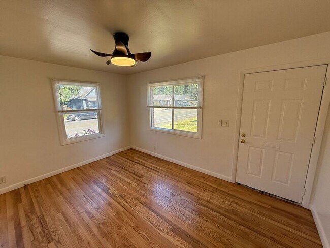 Foto del edificio - 390 17th St SE