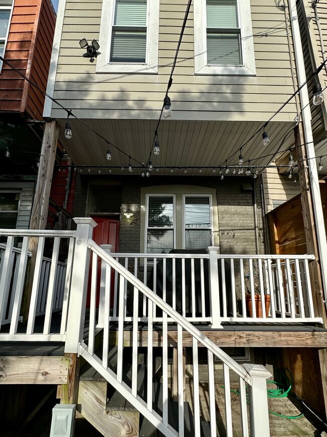Foto del edificio - Charming  2Bed/2Bath in Patterson Park