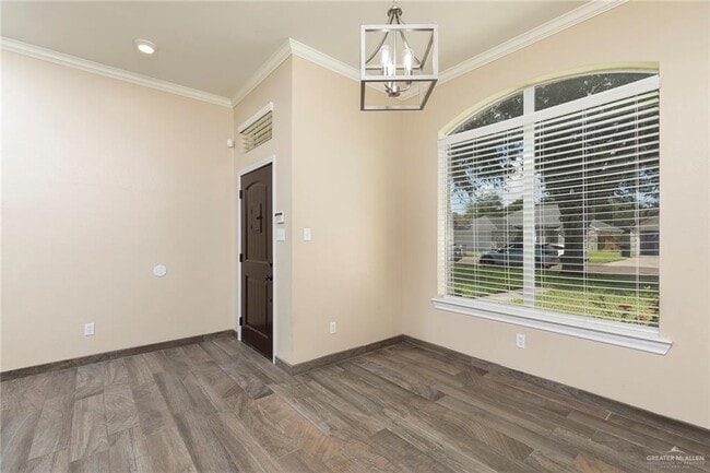 Foto del edificio - 2305 E 19th St