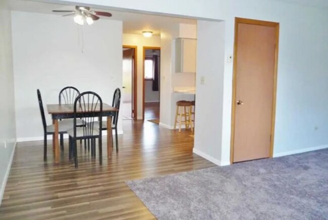 Foto del edificio - 239 Northway Park Rd