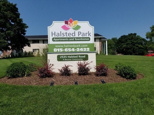 Interior Photo - Halsted Park Apartments