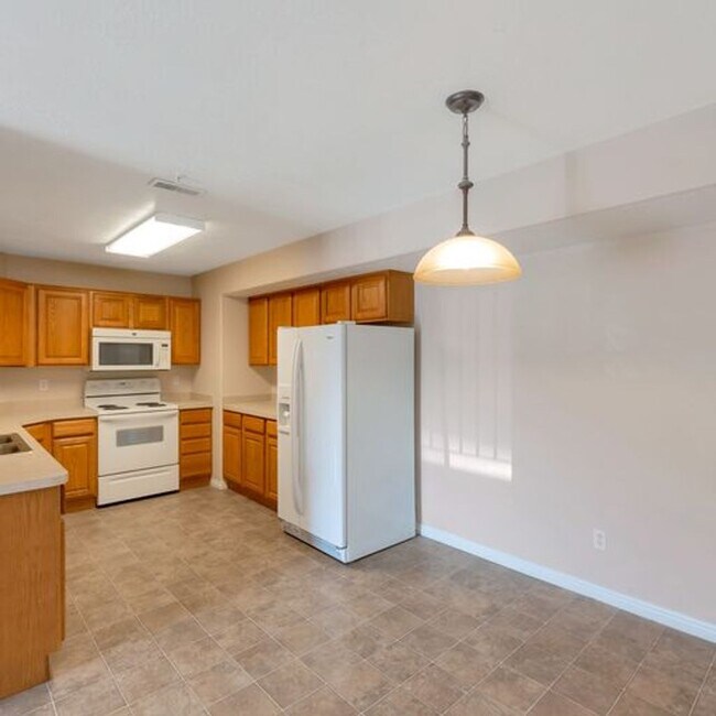 Building Photo - Condo In Eagle Mountain get $500 OFF FIRST...