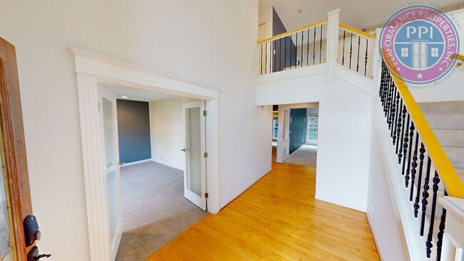 Building Photo - FOREST HEIGHTS - NO DEPOSIT W/RHINO!  Prim...