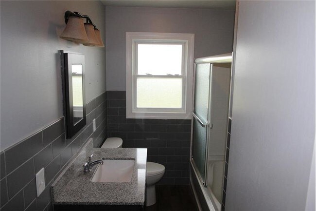 Foto del edificio - 67400 Plainfield Rd