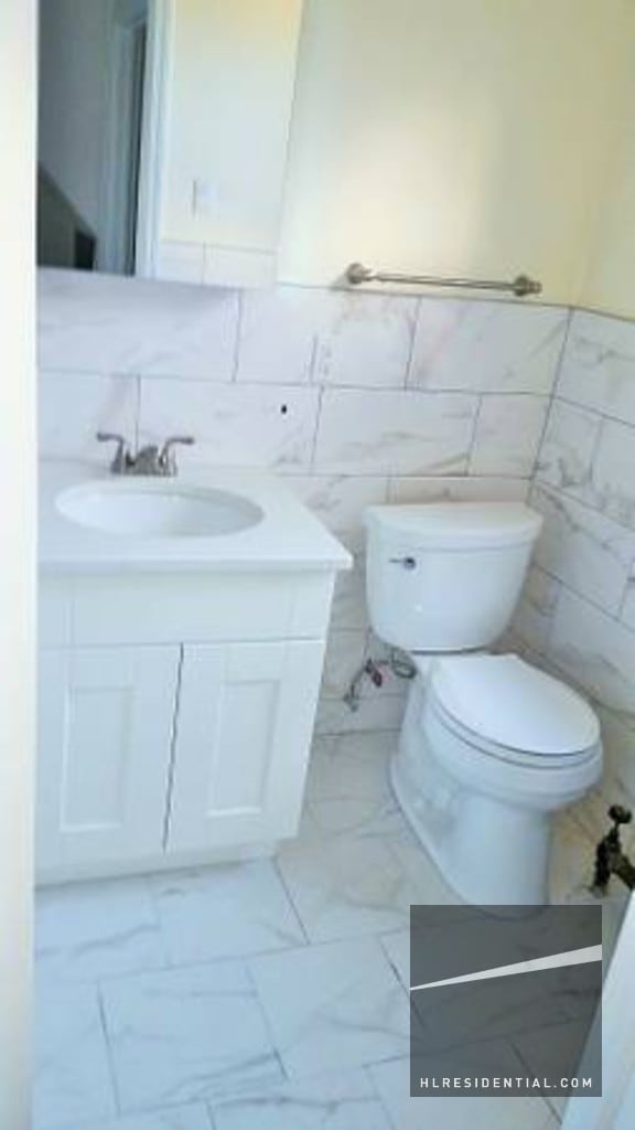 Foto del edificio - 6342 Fitchett St