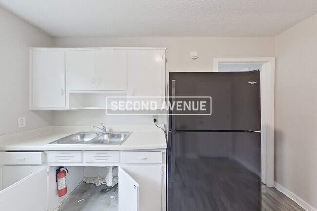 Foto del edificio - 7825 Rugby Ct