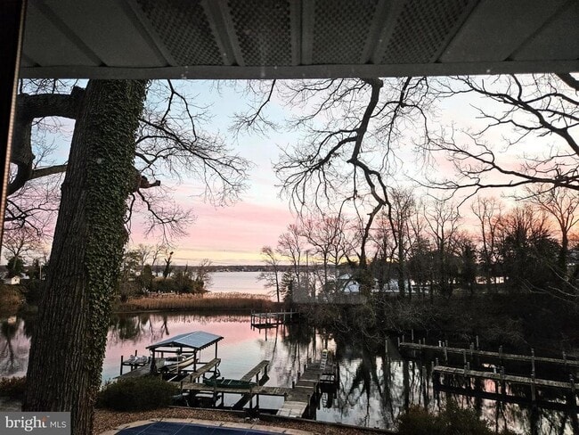 Building Photo - 355 Sturtons Ln