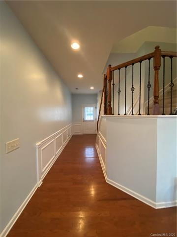 Building Photo - 10310 Blakeney Preserve Dr