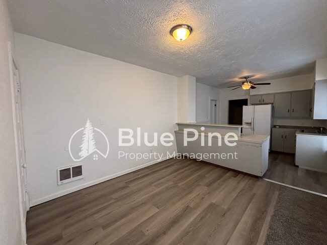 Foto del edificio - 915 N Hayes Ave