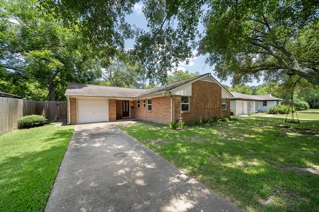 Building Photo - 4306 Warm Springs Rd