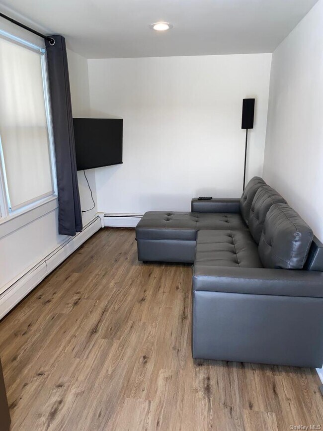 Foto del edificio - 87 Deltic Rd