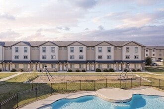 Building Photo - 12603 Telge Rd