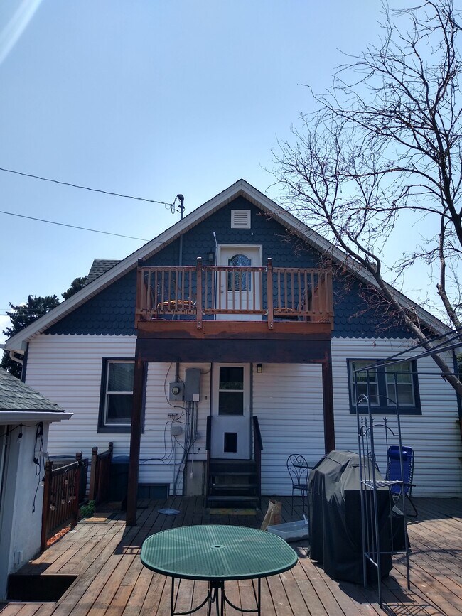 237 W Chenango Ave, Englewood, CO 80110 House Rental in Englewood, CO