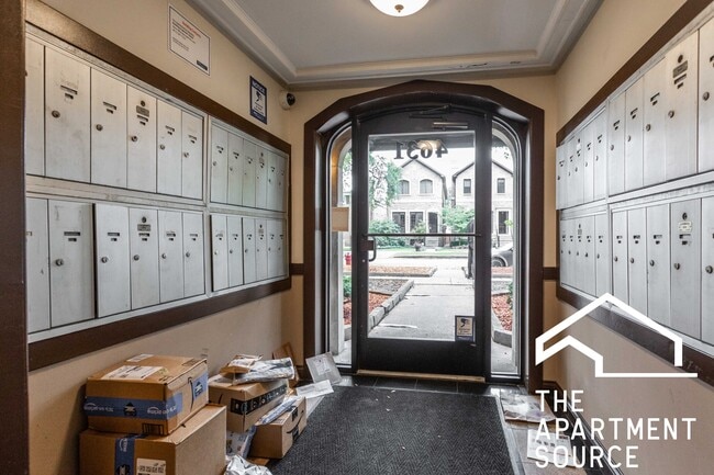 Foto del edificio - 4631 N Paulina St