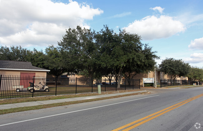 Foto del edificio - Lakewood Terrace