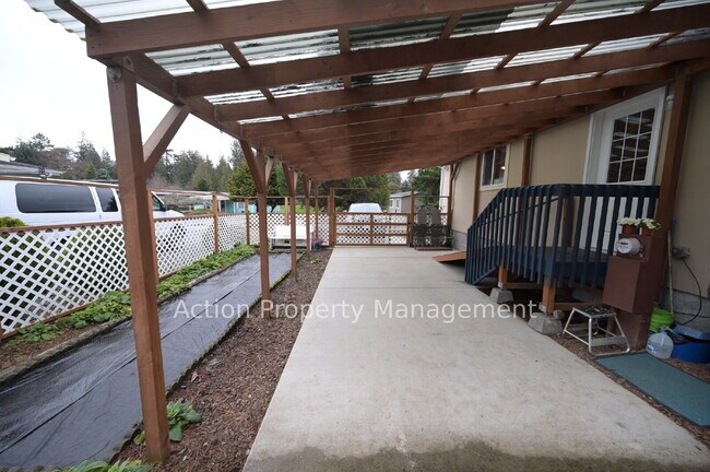 Foto del edificio - 3 bed 2 bath home in Monterra, a 55+ community between Sequim and Port Angeles