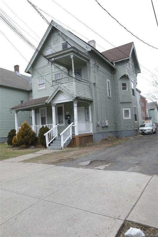 Building Photo - 469 Howard Ave