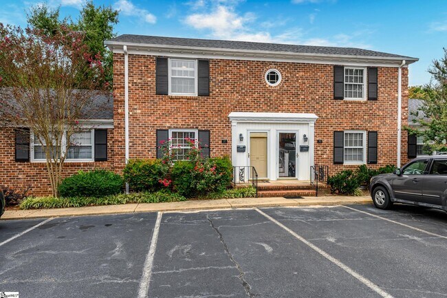 Building Photo - 815 Edwards Rd