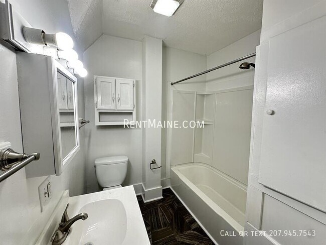 Foto del edificio - 151 Fourth St