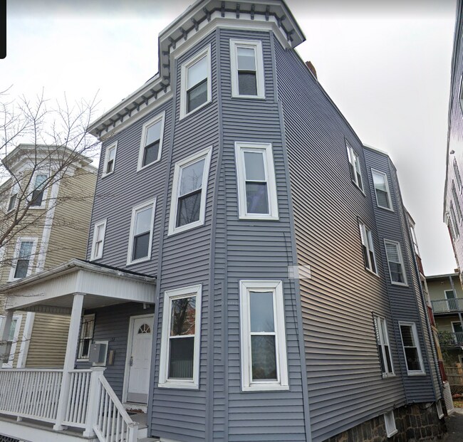 Foto del edificio - 153 E Cottage St