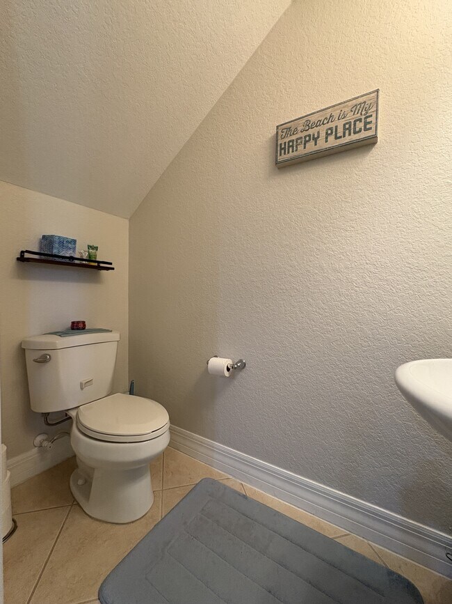 Building Photo - 16098 Via Solera Cir