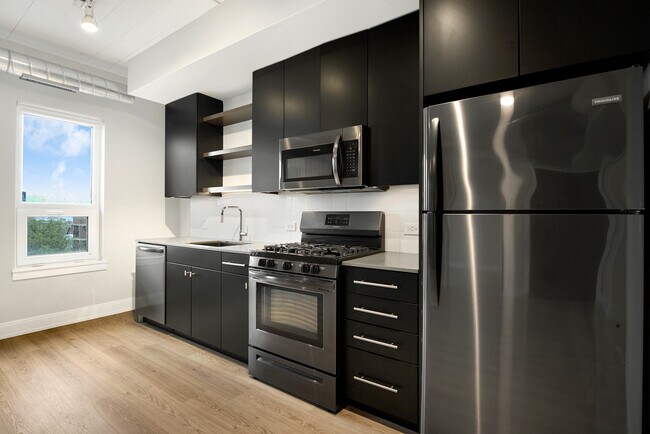 Foto del edificio - 941 W Belmont Ave