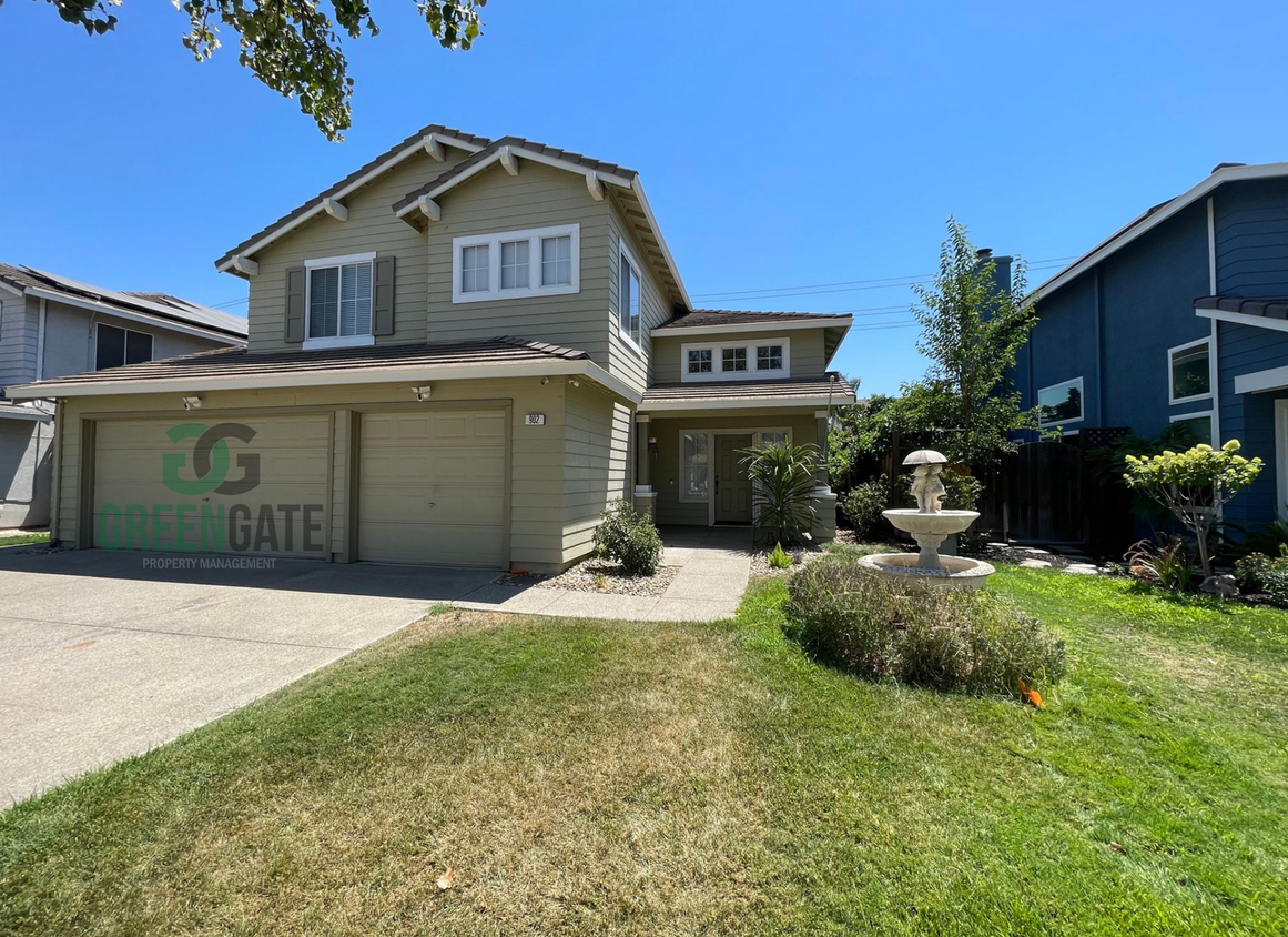 Foto principal - 902 Darby Dr