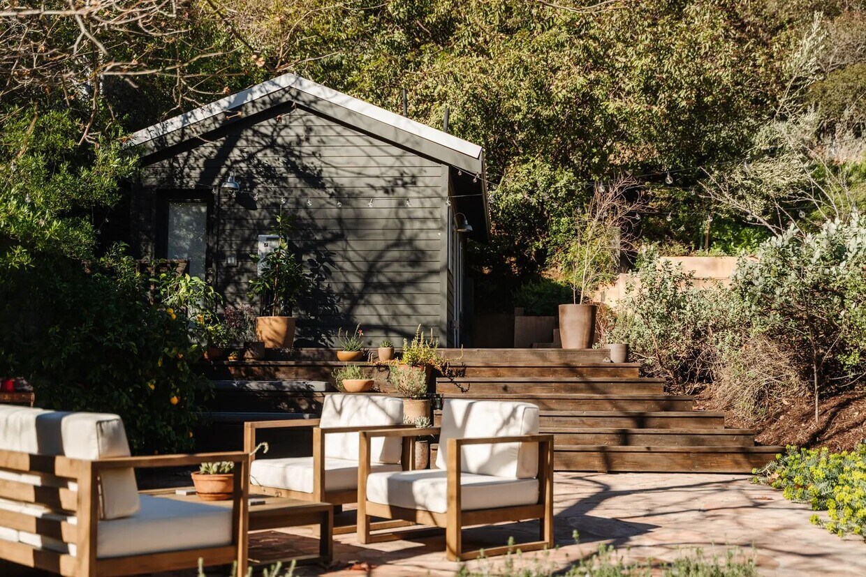 Primary Photo - Serene Laurel Canyon Two Cottage Compound ...