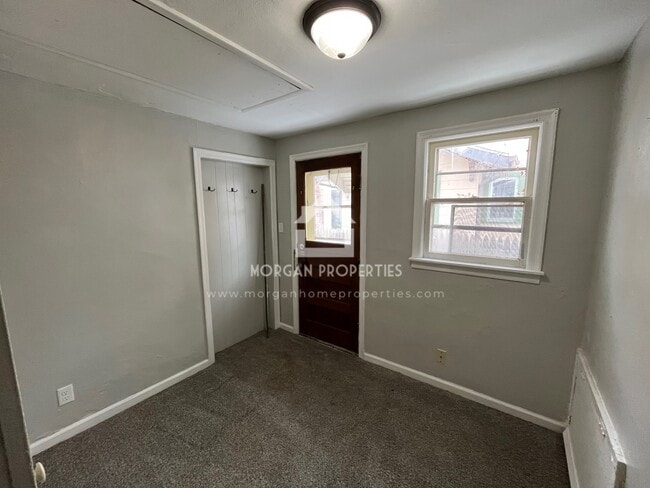 Building Photo - 713 E 31st St