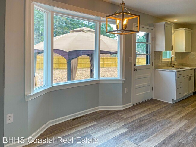 Building Photo - 3 br, 2 bath House - 5015 Presbyterian Dr
