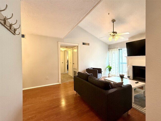 Building Photo - 7950 N Stadium Dr