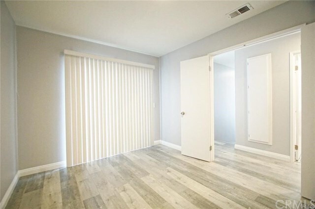 Building Photo - 21772 Laurelrim Dr