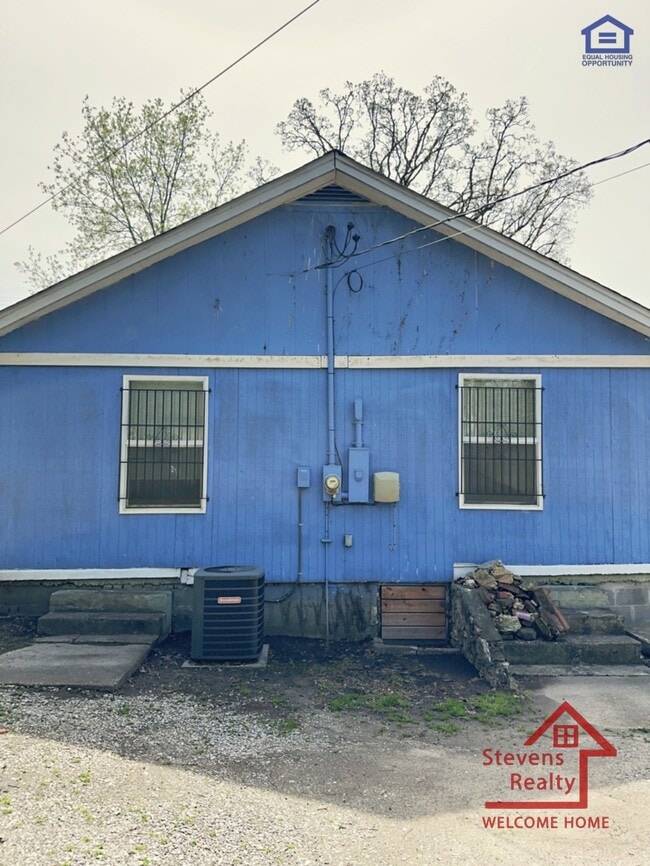 Building Photo - 3617 Rogers Rd