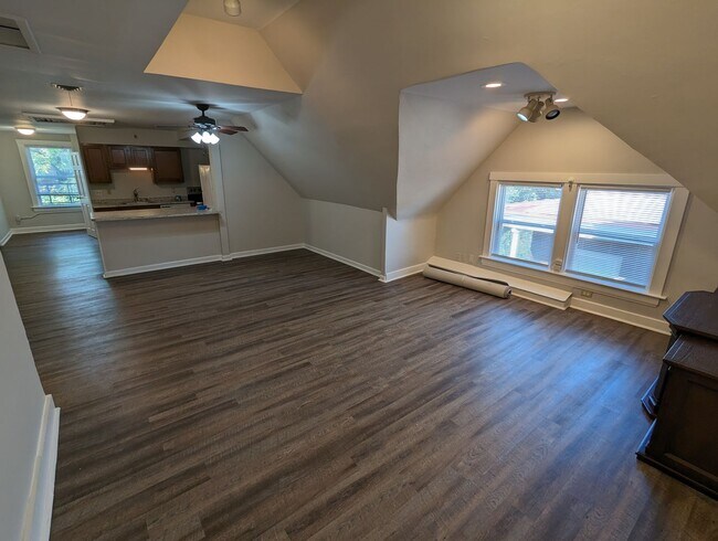 Foto del edificio - 2153 Slane Ave